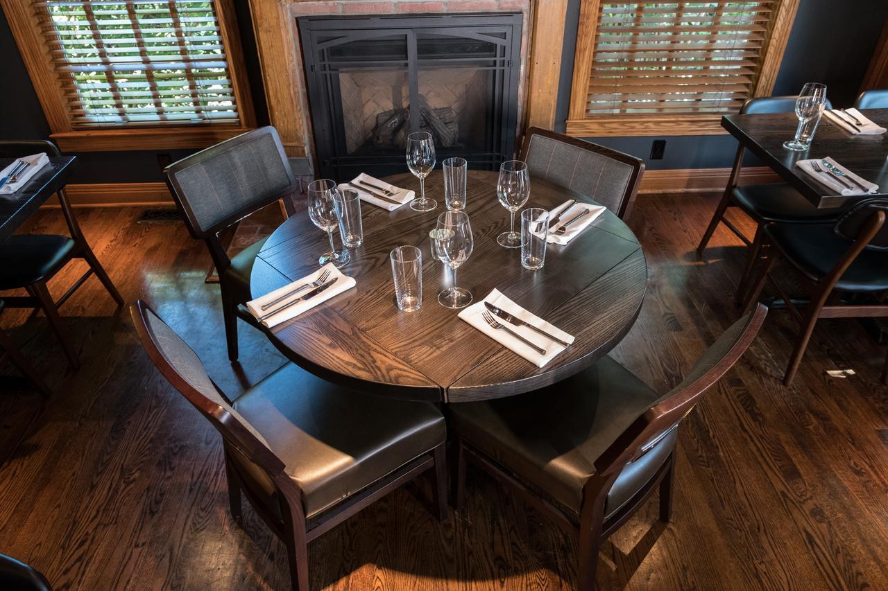 Brick Street Inn Zionsville Extérieur photo