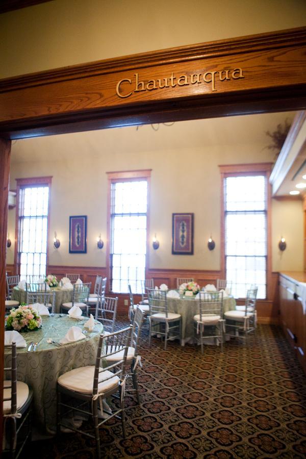 Brick Street Inn Zionsville Extérieur photo